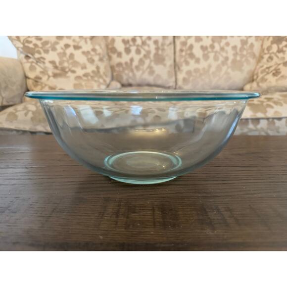 Pyrex Mixing Bowl Originals #323 – 2.4 Liter Clear Glass w/ Green Tint - Picture 6 of 8
